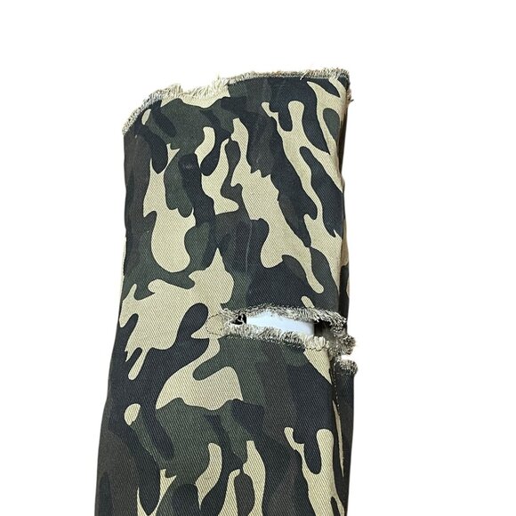 Shoedazzle Camo Thigh-High Stiletto Boots Size 8 With Peep Toe & Distressed Ripp - Picture 3 of 16